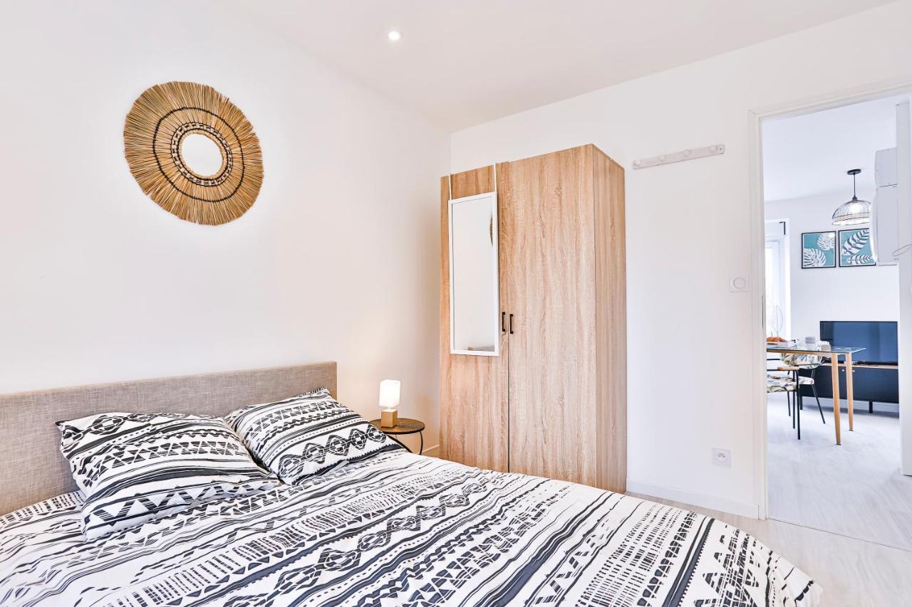 Little Jungle - T2 Avec Parking Apartment Vierzon Exterior foto