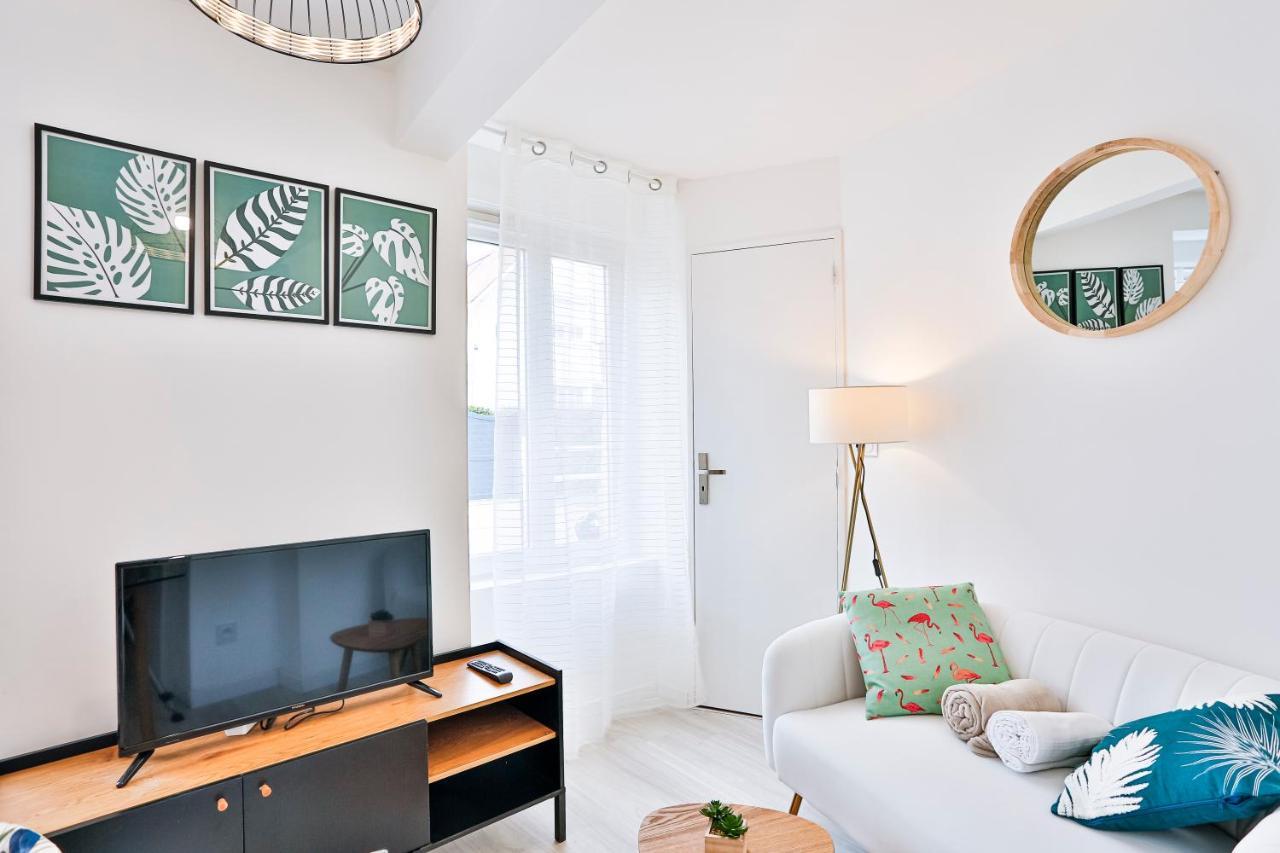 Little Jungle - T2 Avec Parking Apartment Vierzon Exterior foto