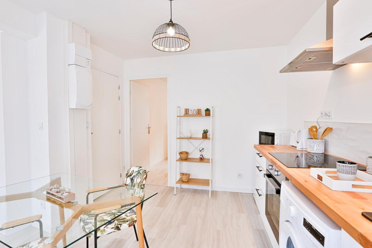 Little Jungle - T2 Avec Parking Apartment Vierzon Exterior foto